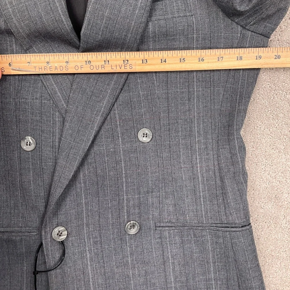 Gallery by Haggar Suit Men 40R 29W Gray Pinstripe Double Breasted Classic